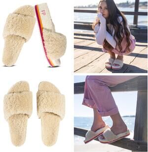 NWOB Fleks The Cito Slide | Ivory | Size 10